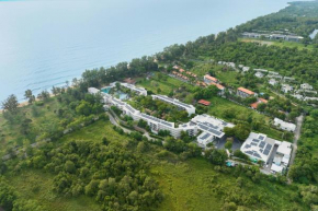 Le Méridien Phuket Mai Khao Beach Resort